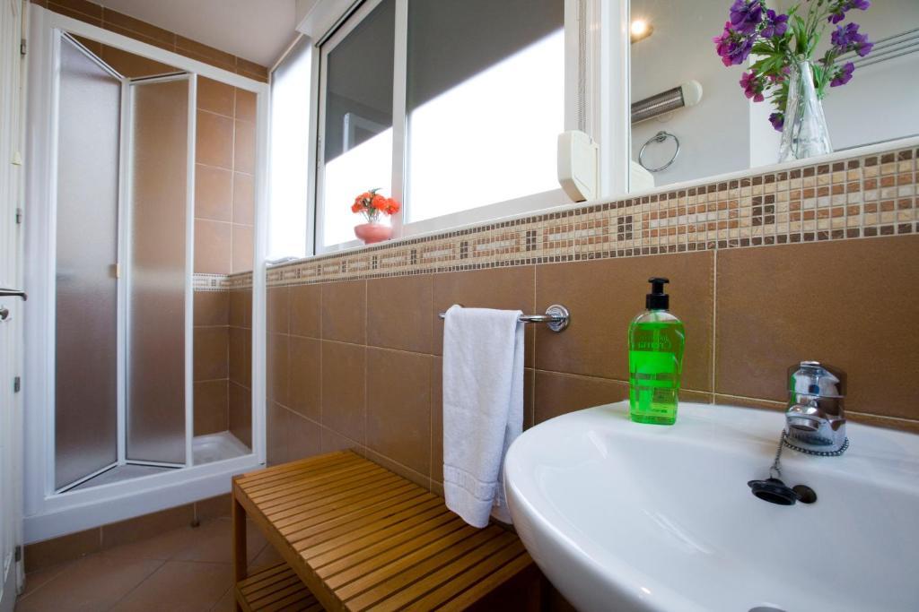 Apartamento Tirso De Molina Мадрид Номер фото
