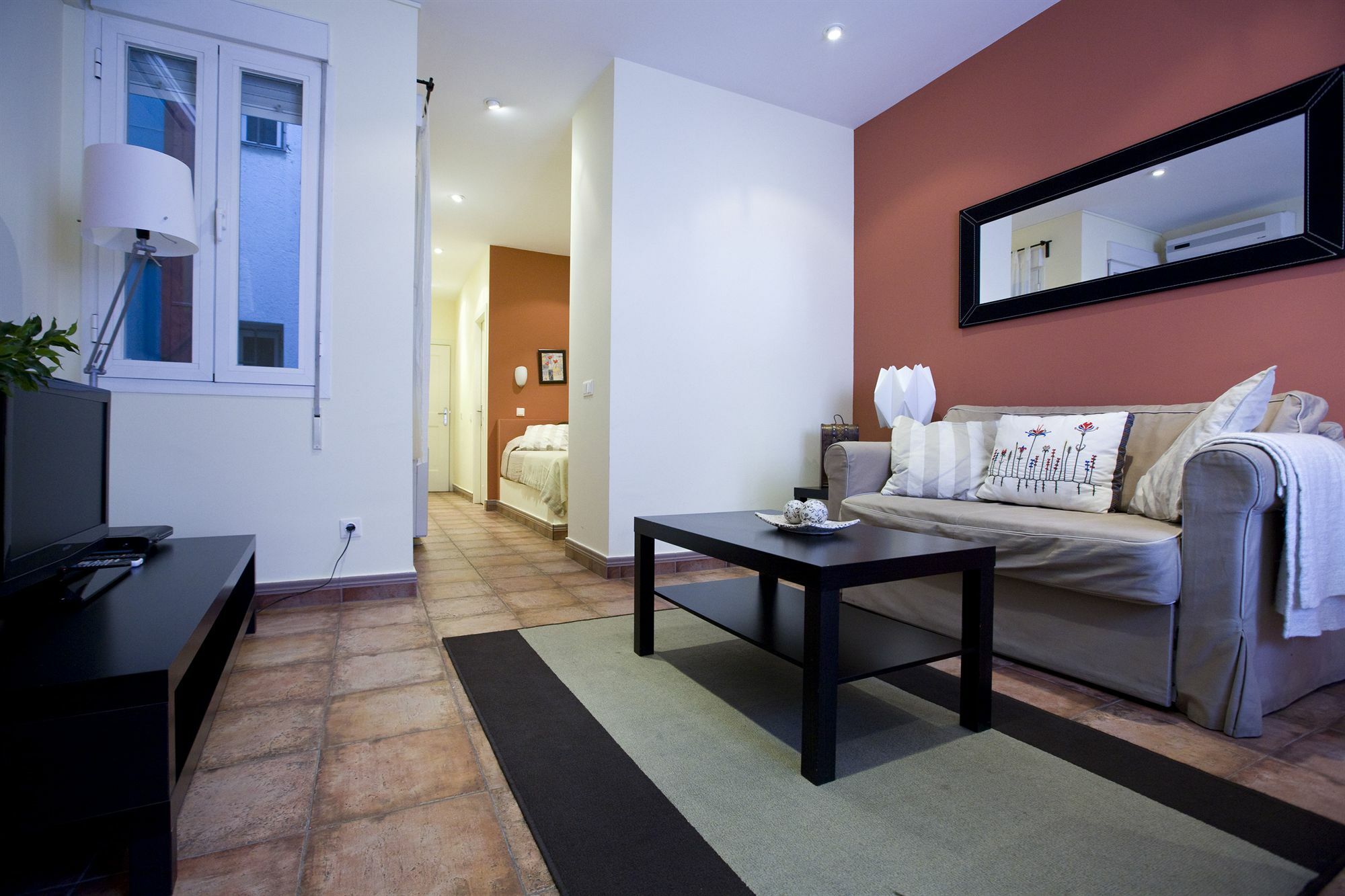 Apartamento Tirso De Molina Мадрид Экстерьер фото
